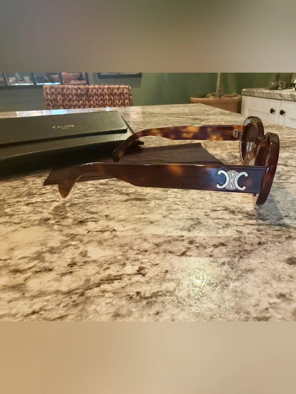 Celine TRIOMPHE CL40194U Sunglasses